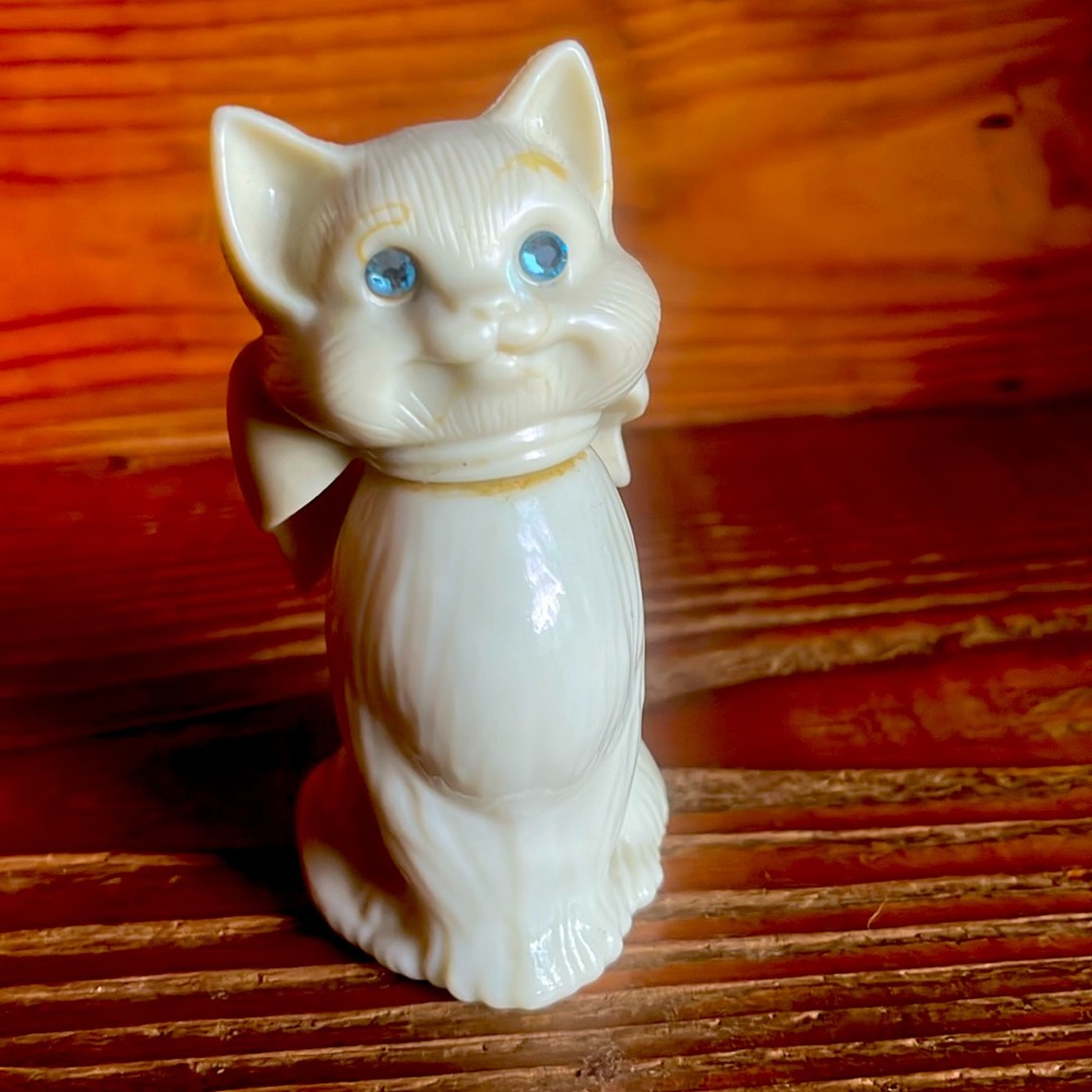 Vintage Avon Kitty